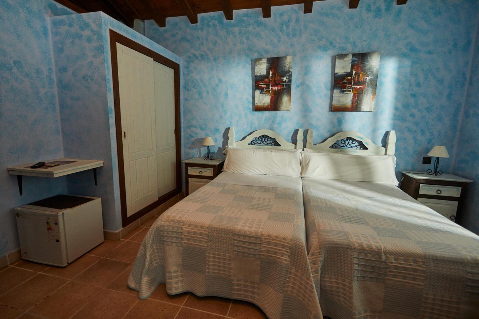 Hotel El Mirlo Blanco Candeleda Buitenkant foto
