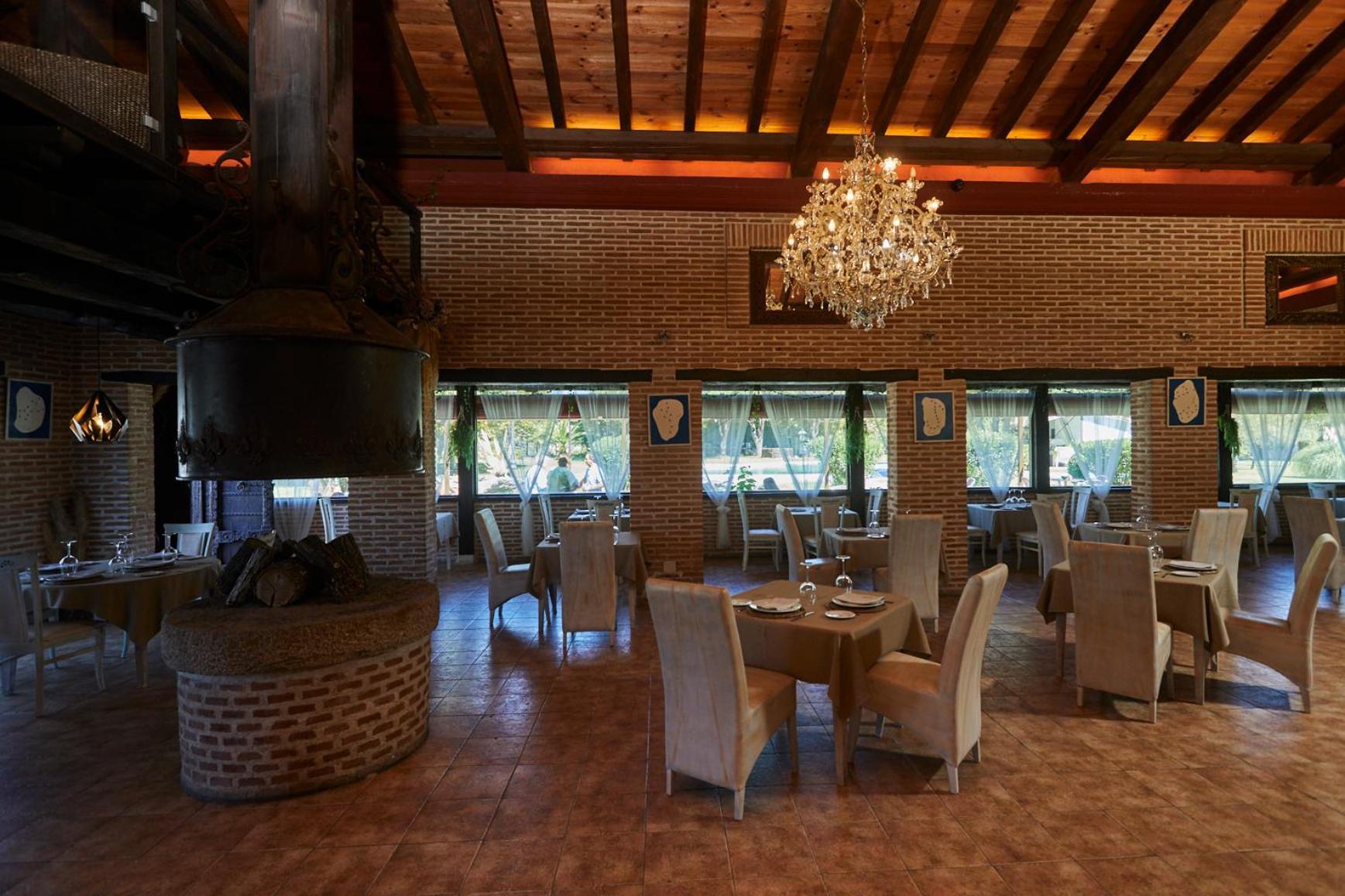Hotel El Mirlo Blanco Candeleda Buitenkant foto