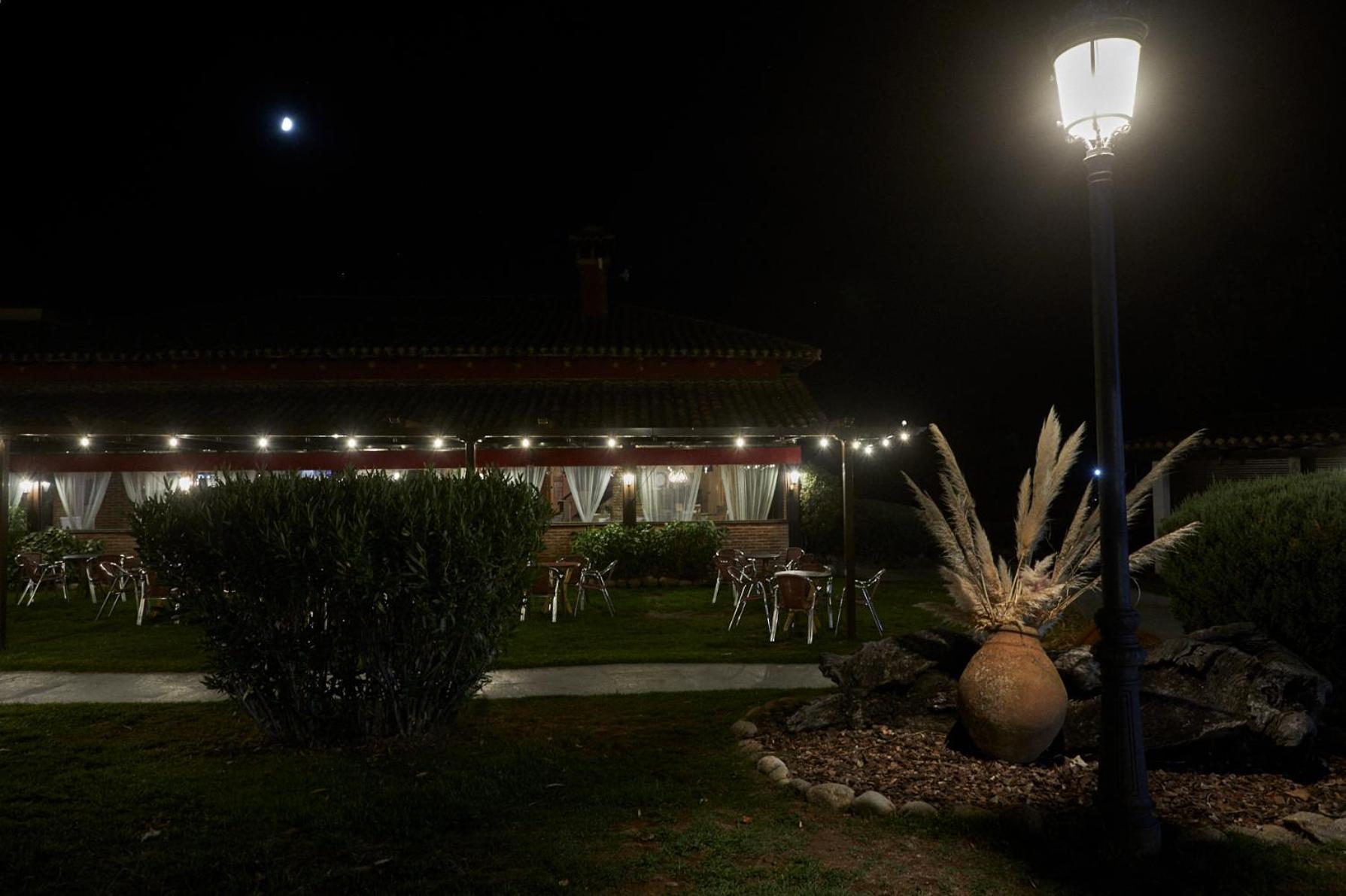 Hotel El Mirlo Blanco Candeleda Buitenkant foto