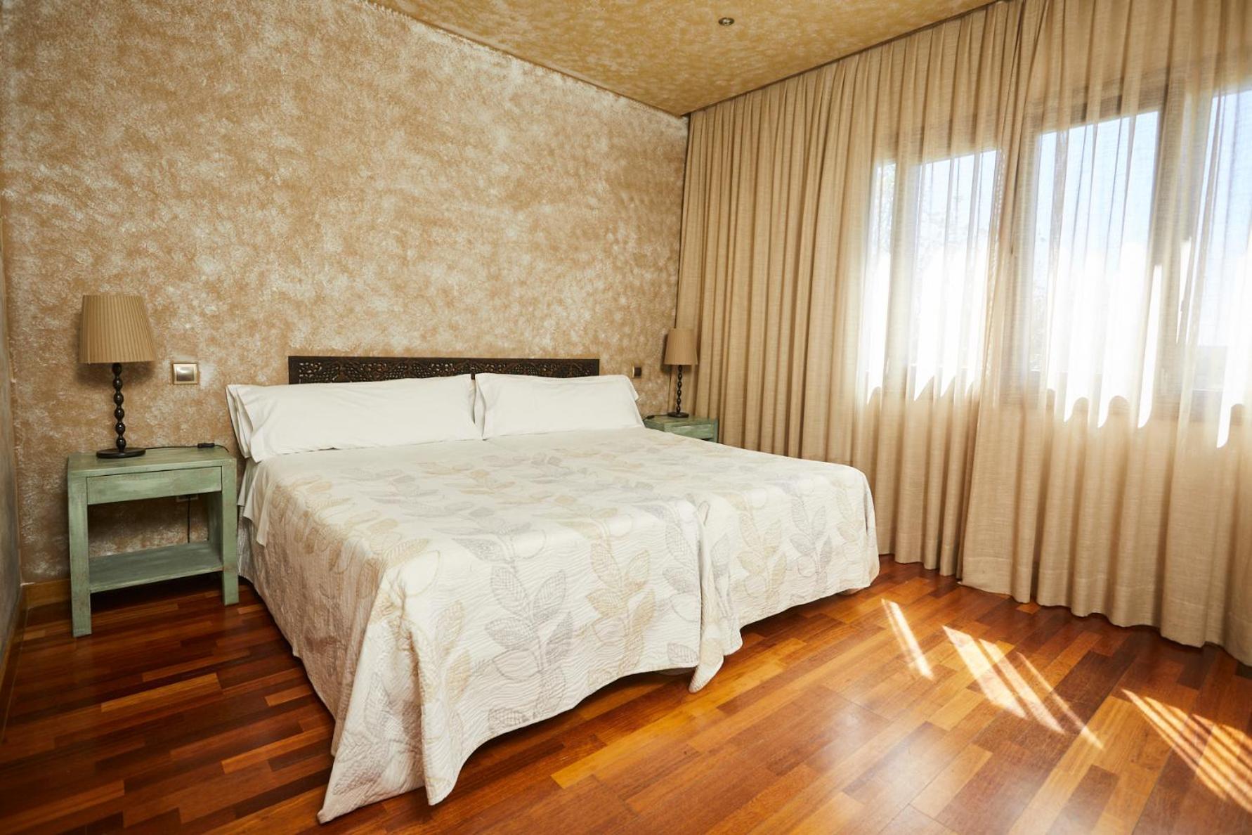 Hotel El Mirlo Blanco Candeleda Buitenkant foto