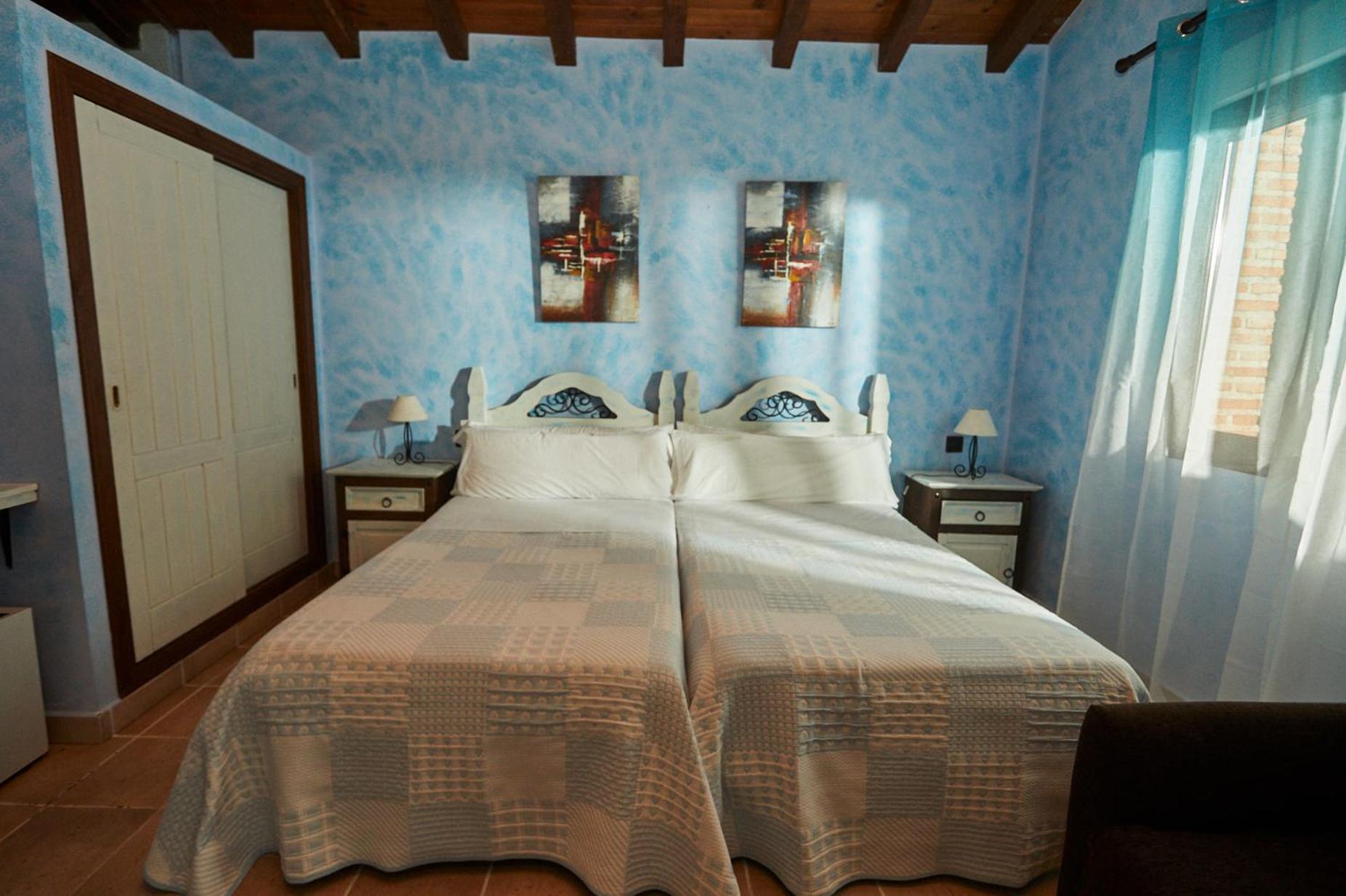 Hotel El Mirlo Blanco Candeleda Buitenkant foto